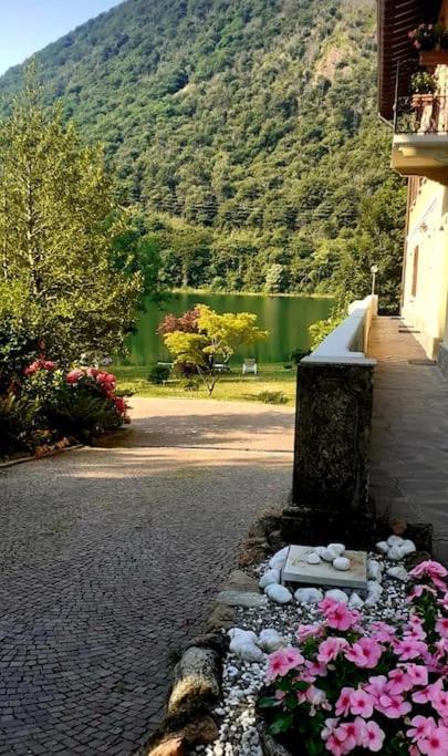 L'Angolino Di Magda: On The Lake-Private Beach! Ghirla المظهر الخارجي الصورة